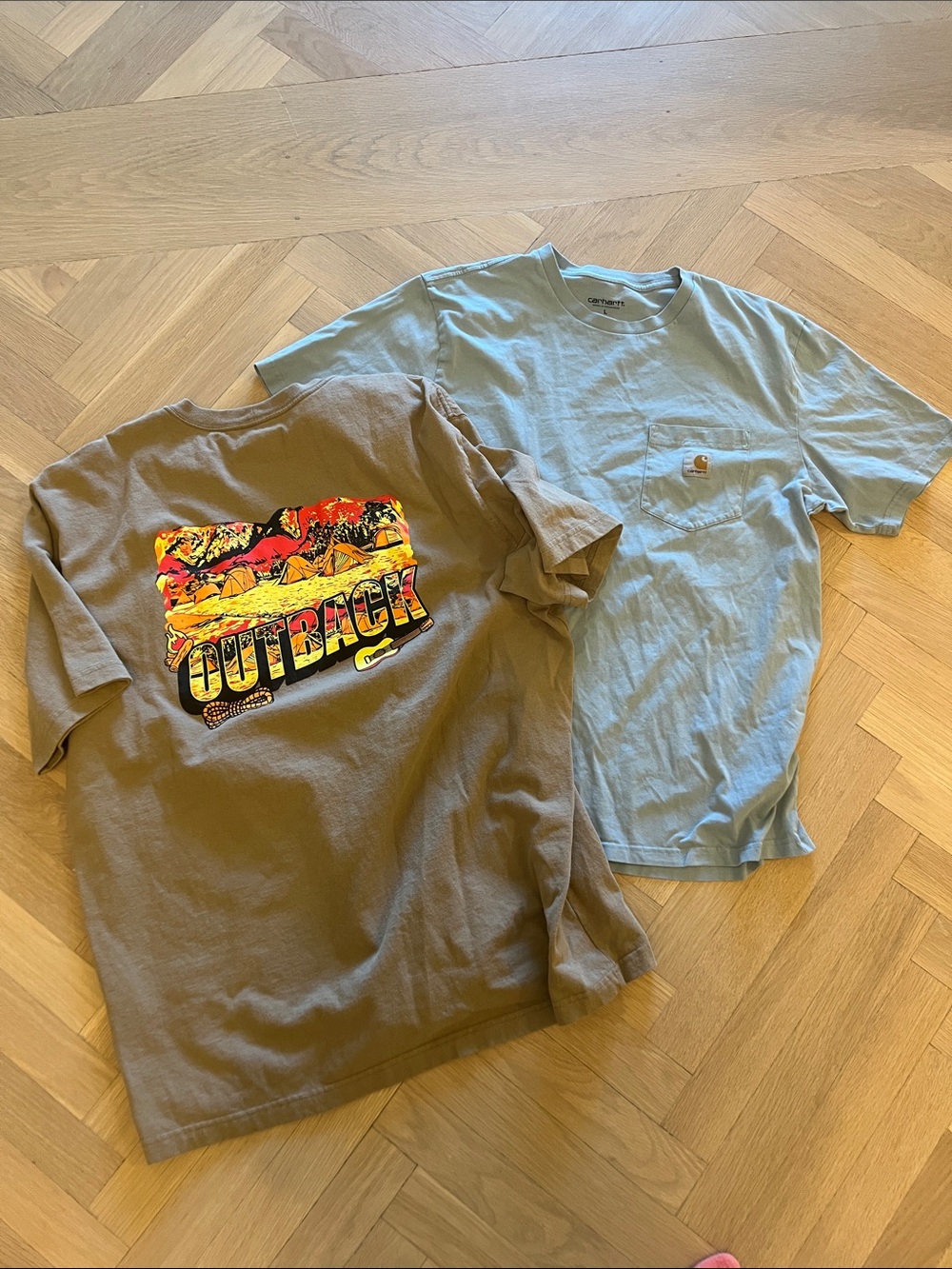 Carhartt bundle tshirt pair